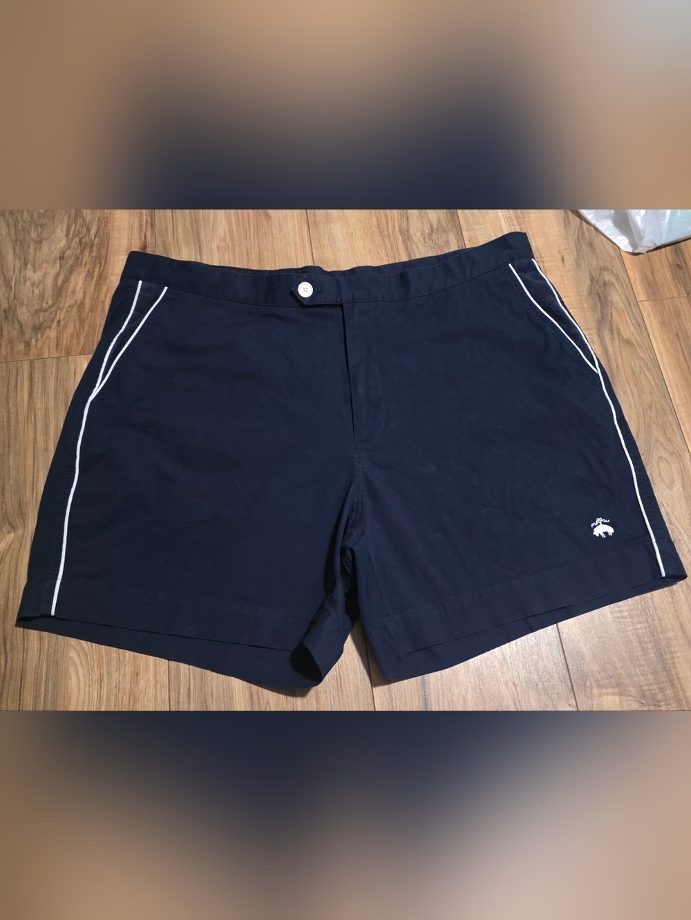 Brooks Brothers Navy with White Piping Men's Flat Front Shorts